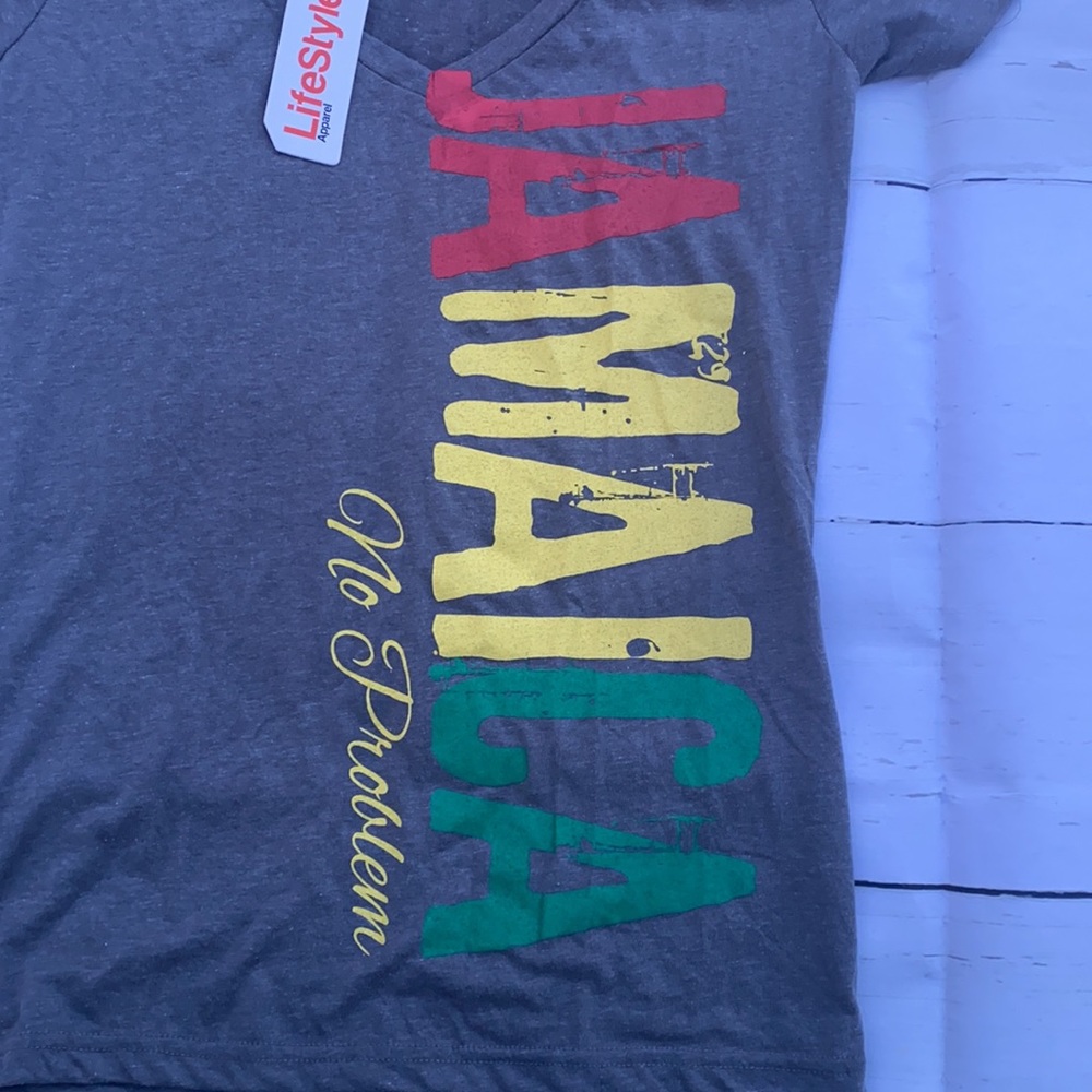 TShirt - Picture 2 of 4